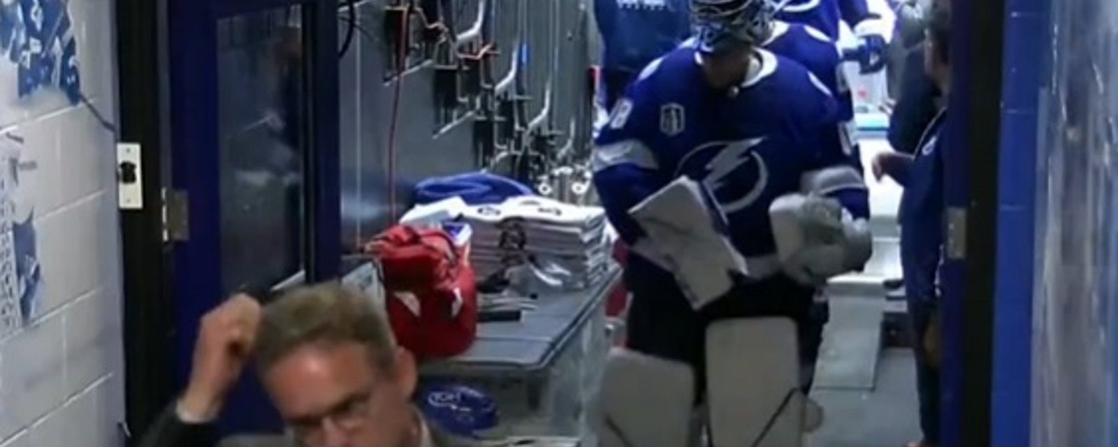 Furieux, Andrei Vasilevskiy a explosé de rage après la défaite!