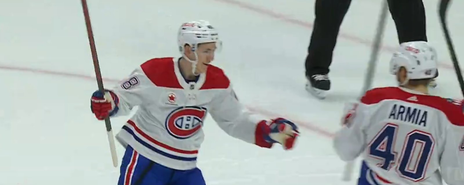 Lane Hutson amasse son premier point en carrière dans la LNH