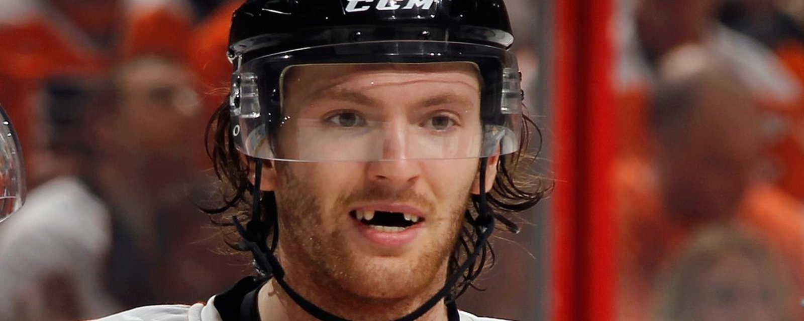 Catastrophe pour Sean Couturier!