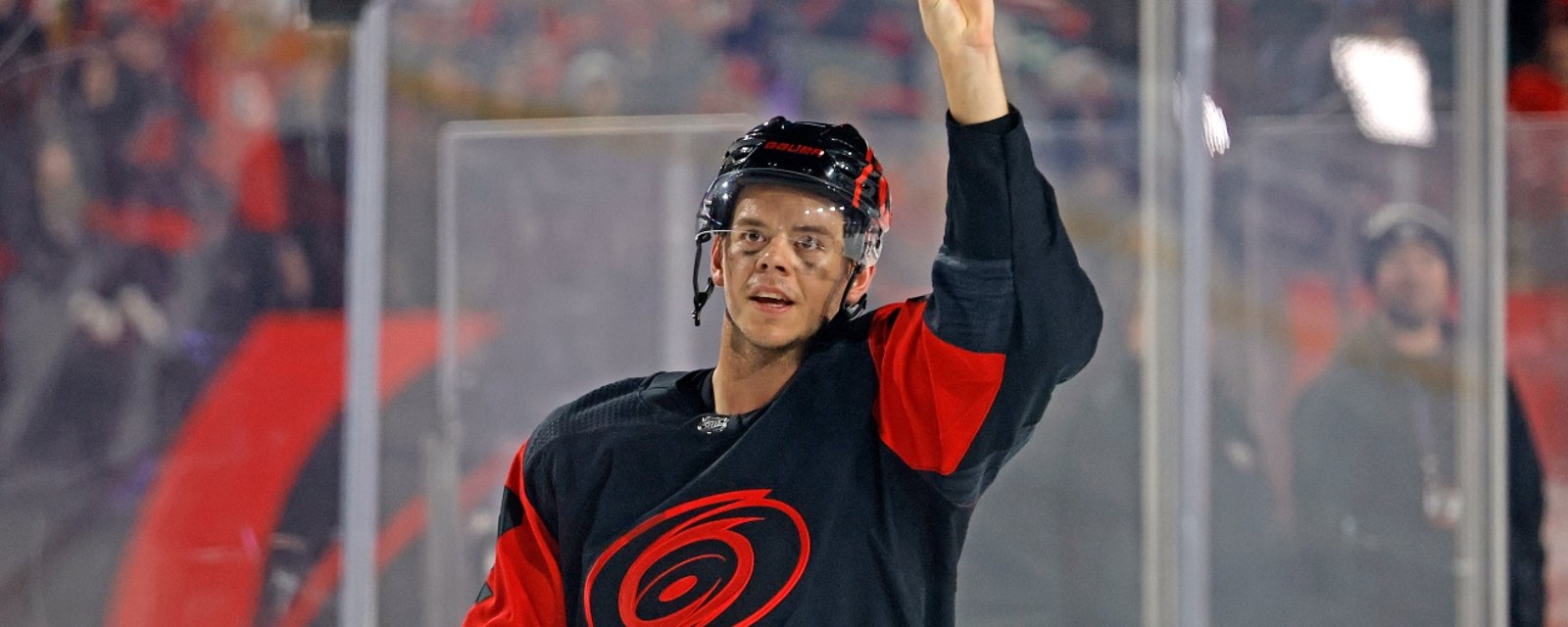 Un analyste propose une transaction qui enverrait Jesperi Kotkaniemi à Calgary 