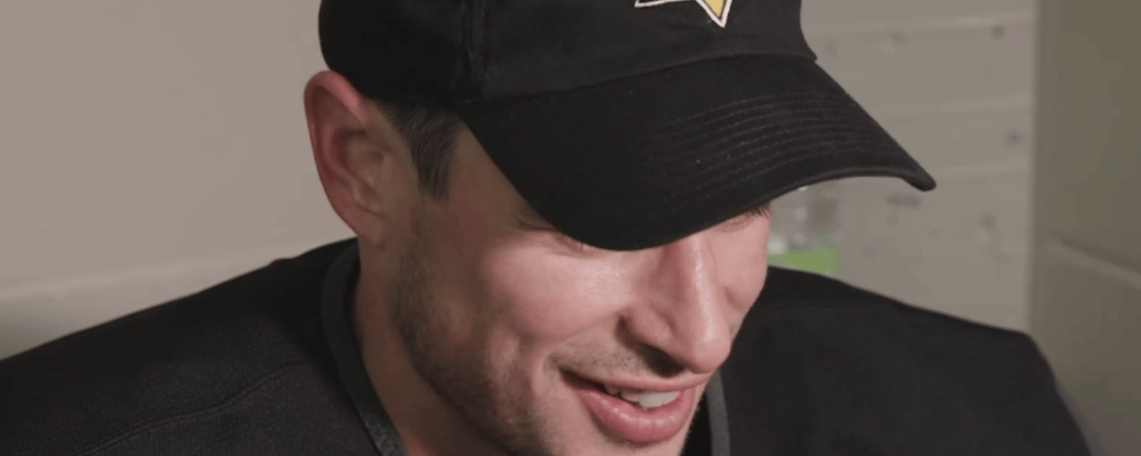 Sidney Crosby commente le début de saison de Lane Hutson