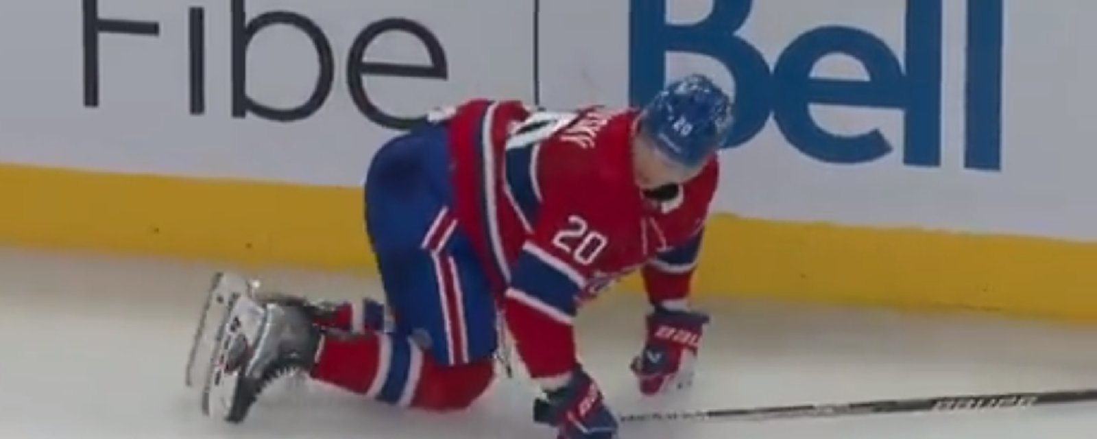 Juraj Slafkovsky se blesse en bloquant un puissant lancer 