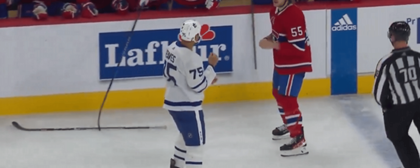 Michael Pezzetta jette les gants contre Ryan Reaves et ça ne se passe pas comme il l'aurait souhaité
