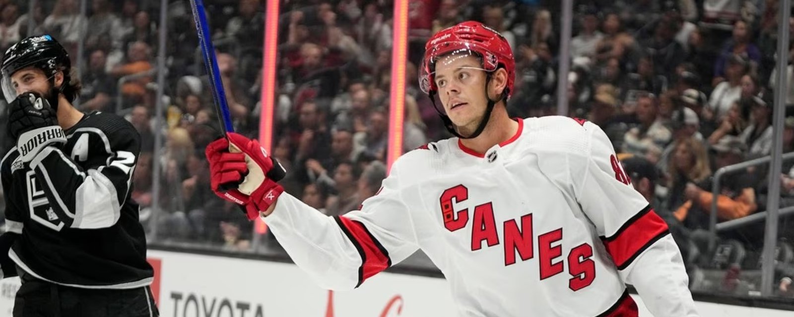 Jesperi Kotkaniemi est en feu!