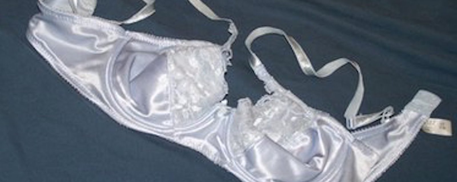 Comment rendre votre soutien-gorge blanc vraiment blanc à nouveau