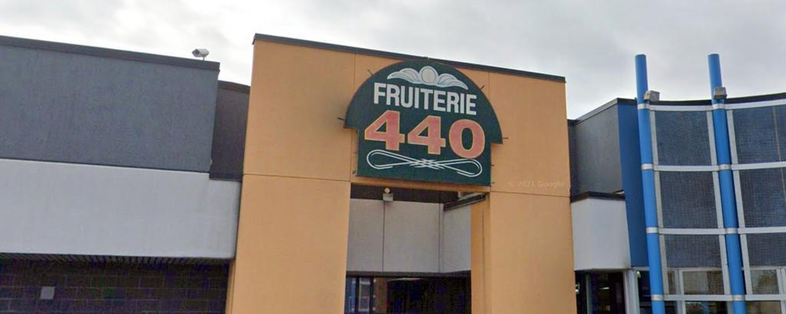 Les fruits et légumes coûtent presque la moitié moins cher dans une fruiterie qu'au supermarché