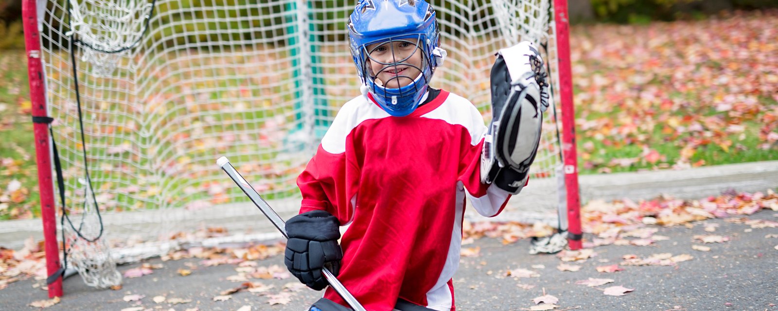 Des contraventions pour des enfants qui veulent jouer au hockey dans la rue 