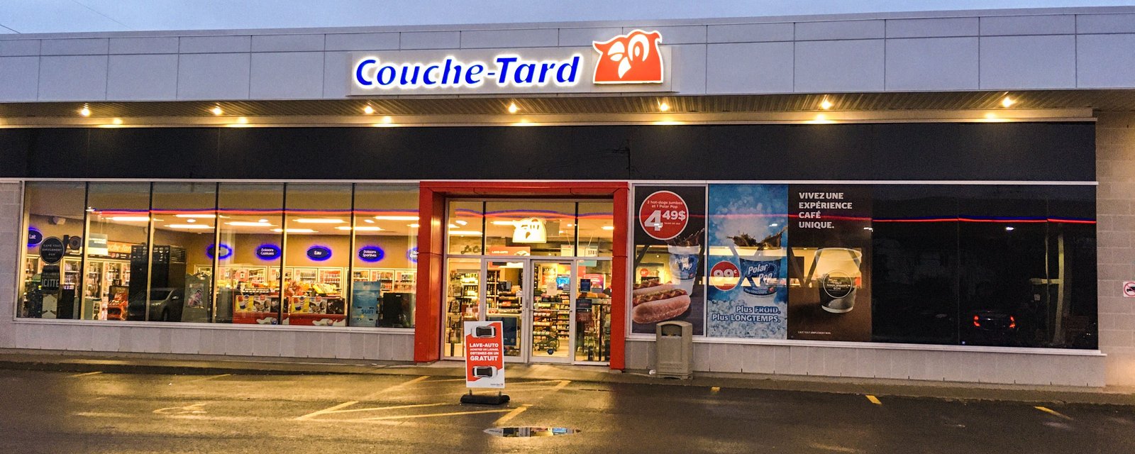 Au tour de Couche-Tard de suspendre ses activités en Russie