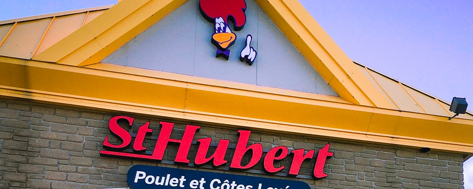 St-Hubert brise le silence concernant la controverse entourant un changement de logo