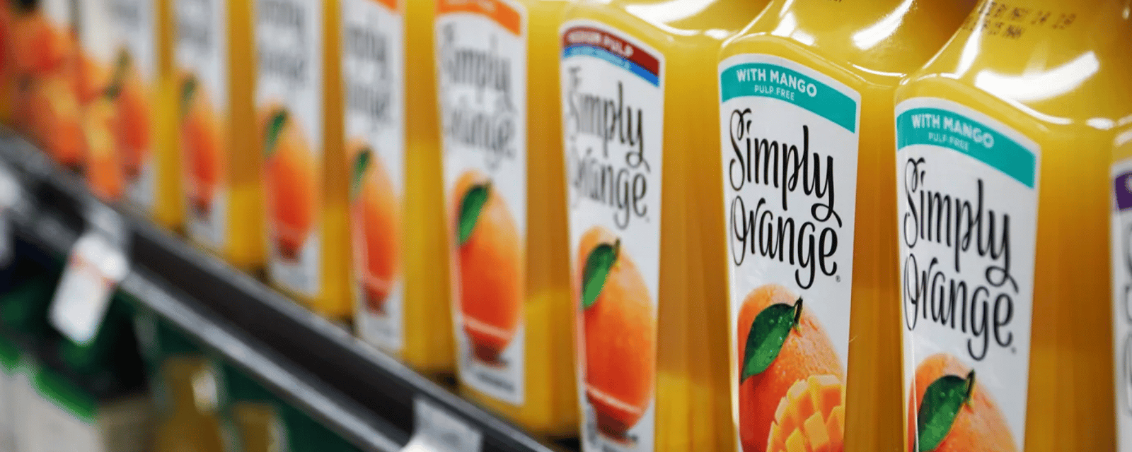 Un jus d'orange adoré des Québécois traîné en cour puisqu'il contiendrait des produits chimiques éternels