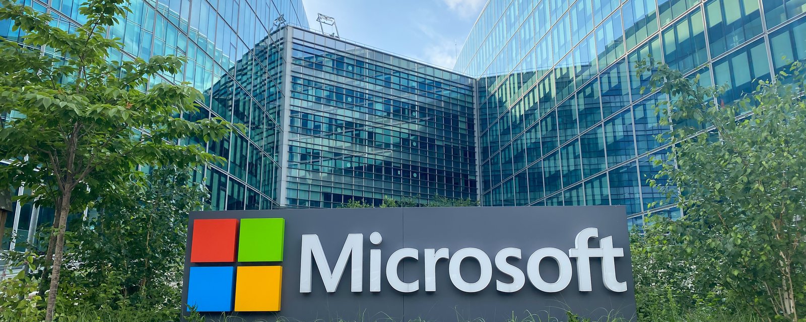 Microsoft annonce un investissement de plus de 650 millions au Québec 