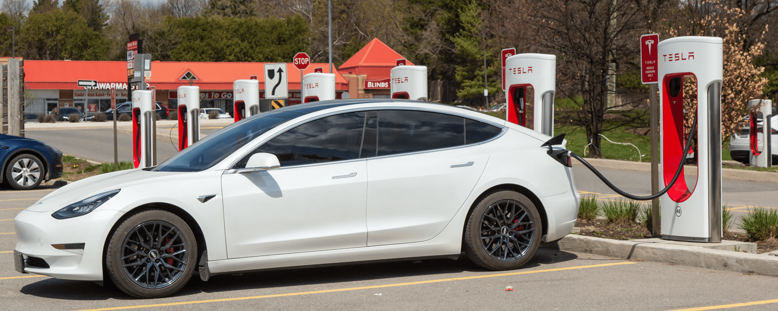 La subvention pour les véhicules électriques sera bientôt réduite au Québec.