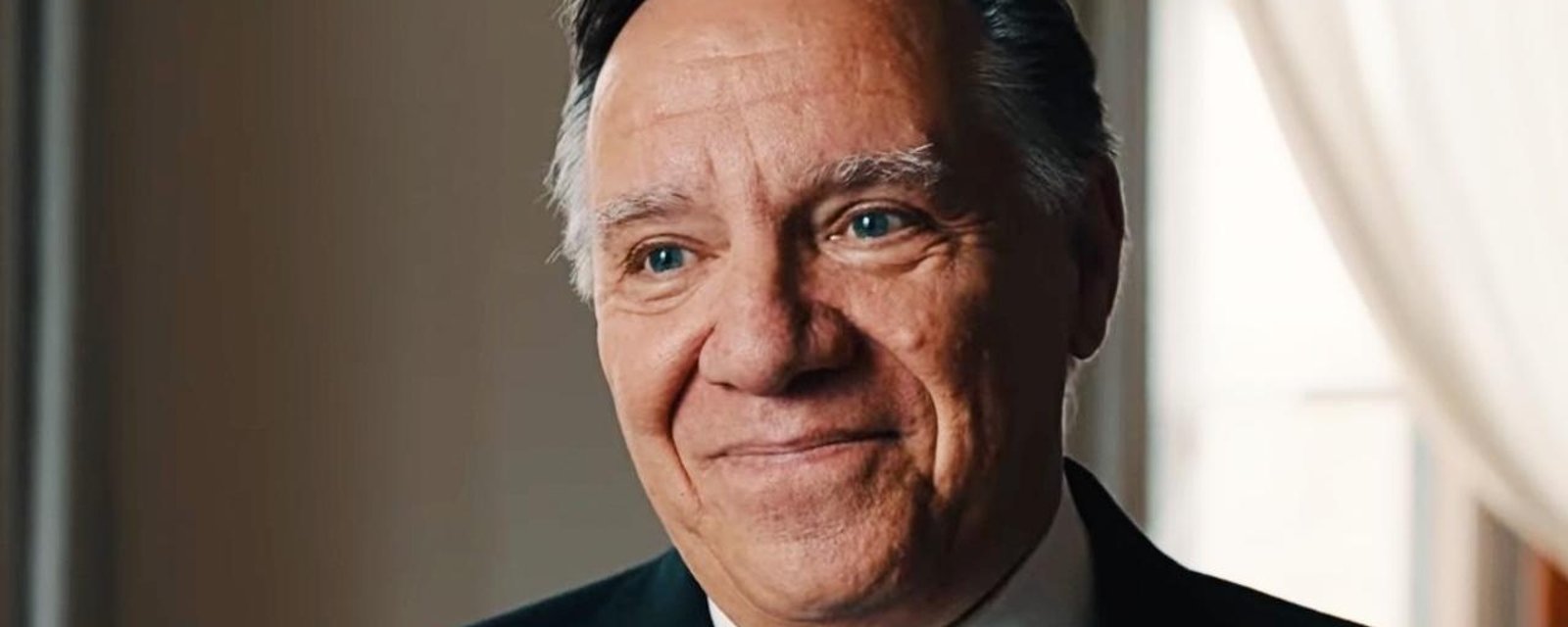 François Legault admet qu'il est difficile de vivre avec 18 $ l'heure