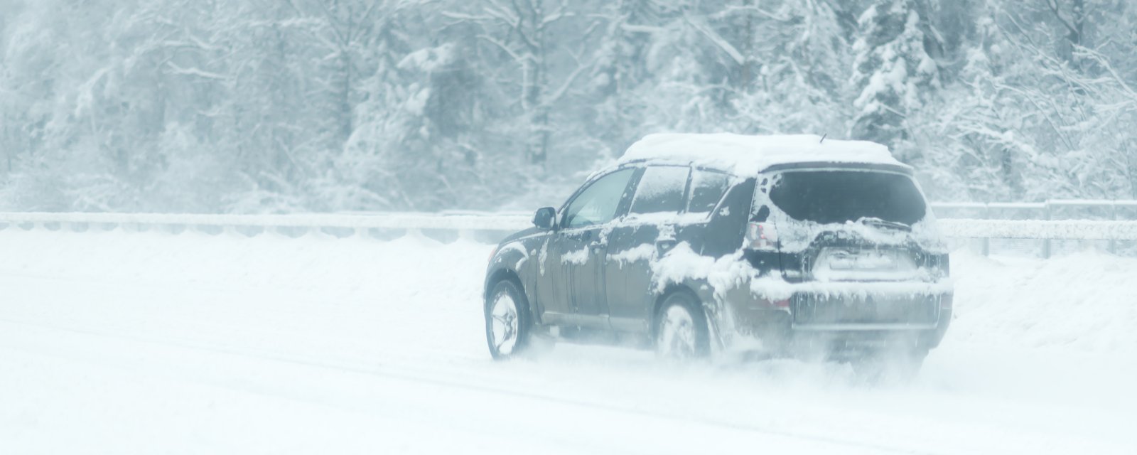 Le CAA lance un important avertissement au conducteurs qui ont encore leurs pneus d'hiver.