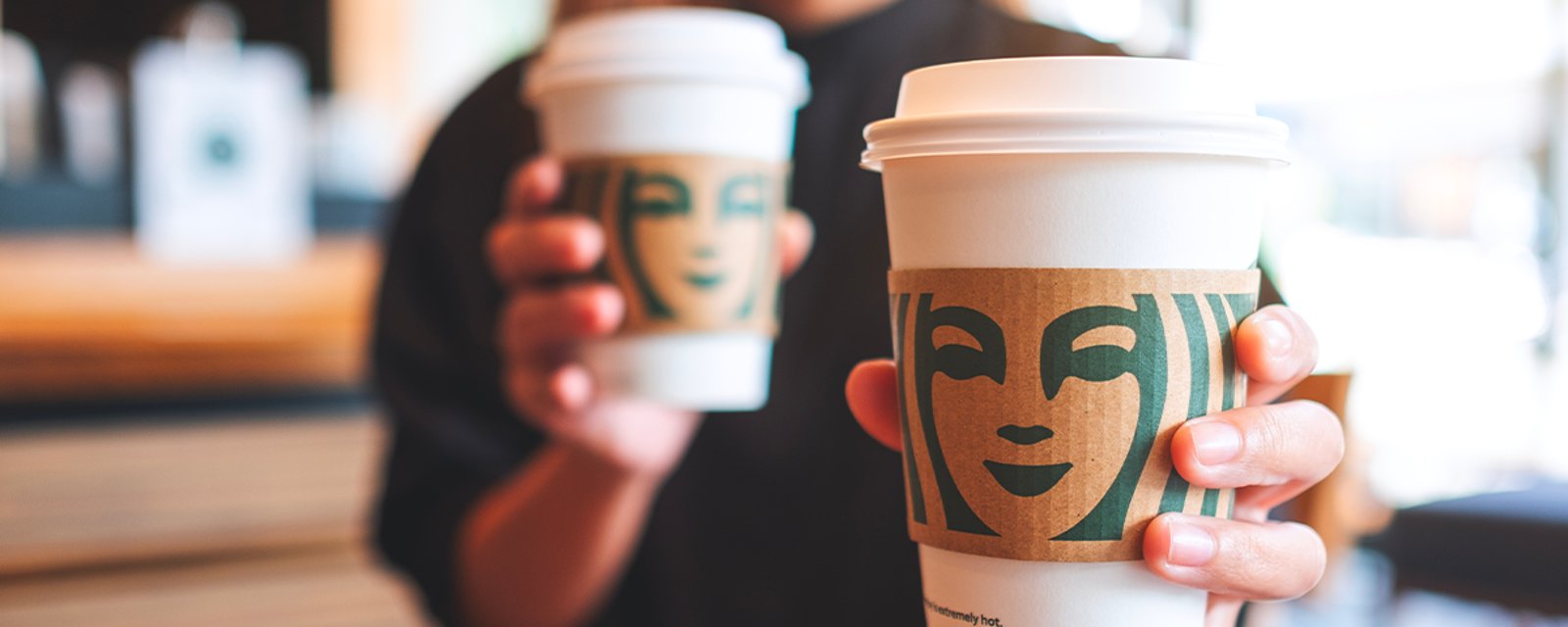 Starbucks licencie plus de 1000 employés et retire plusieurs boissons de son menu