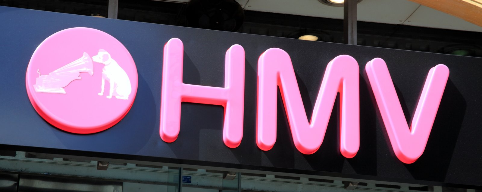 La chaîne HMV fait son grand retour au pays