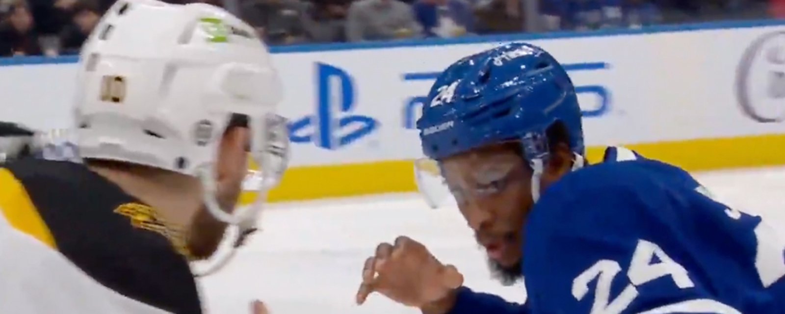 Wayne Simmonds demolishes AJ Greer and viewers get a perfect camera angle