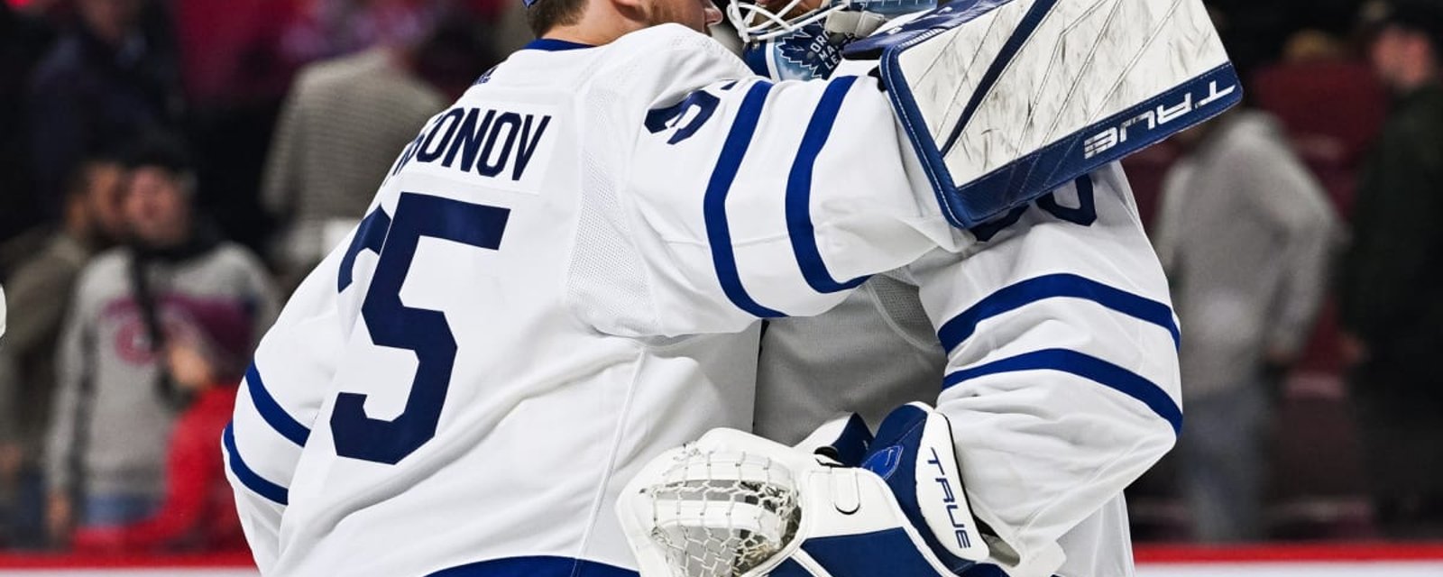 Goalie controversy unfolds in Toronto