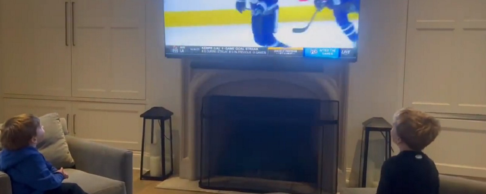 Ryan O'Reilly's kids react to his Maple Leafs debut.