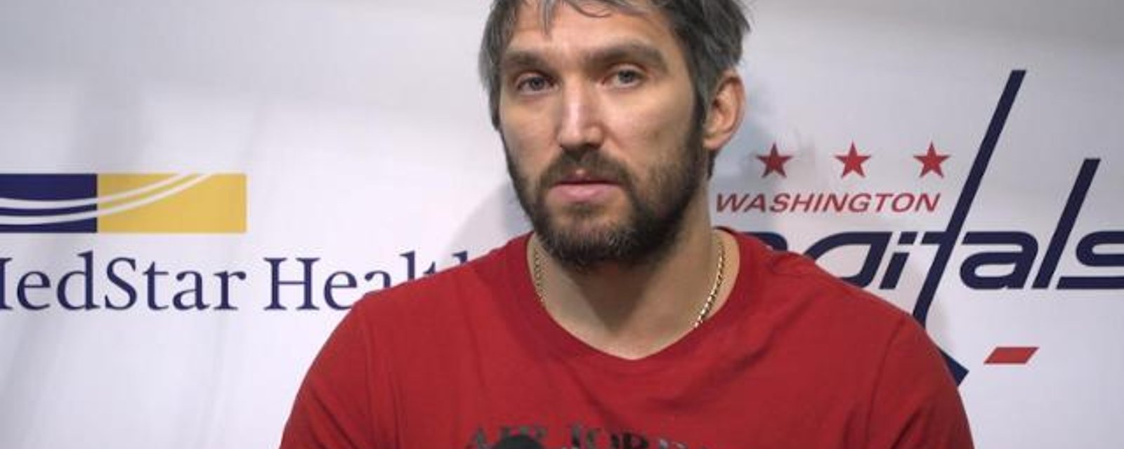 Alex Ovechkin appears to take a shot at Putin after milestone