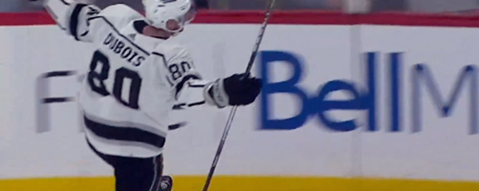 Pierre-Luc Dubois scores his first as a King... against the Jets in Winnipeg!