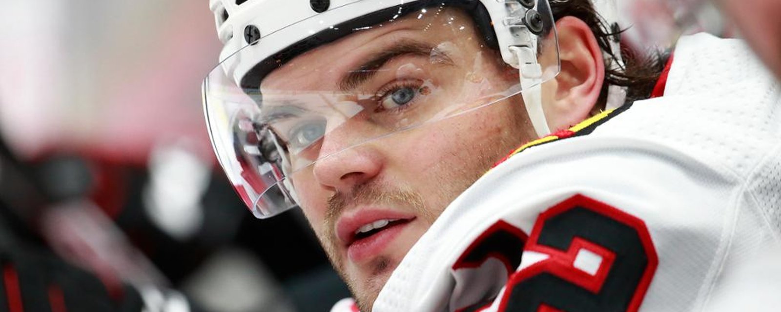 Alex DeBrincat throws shade at Blackhawks 