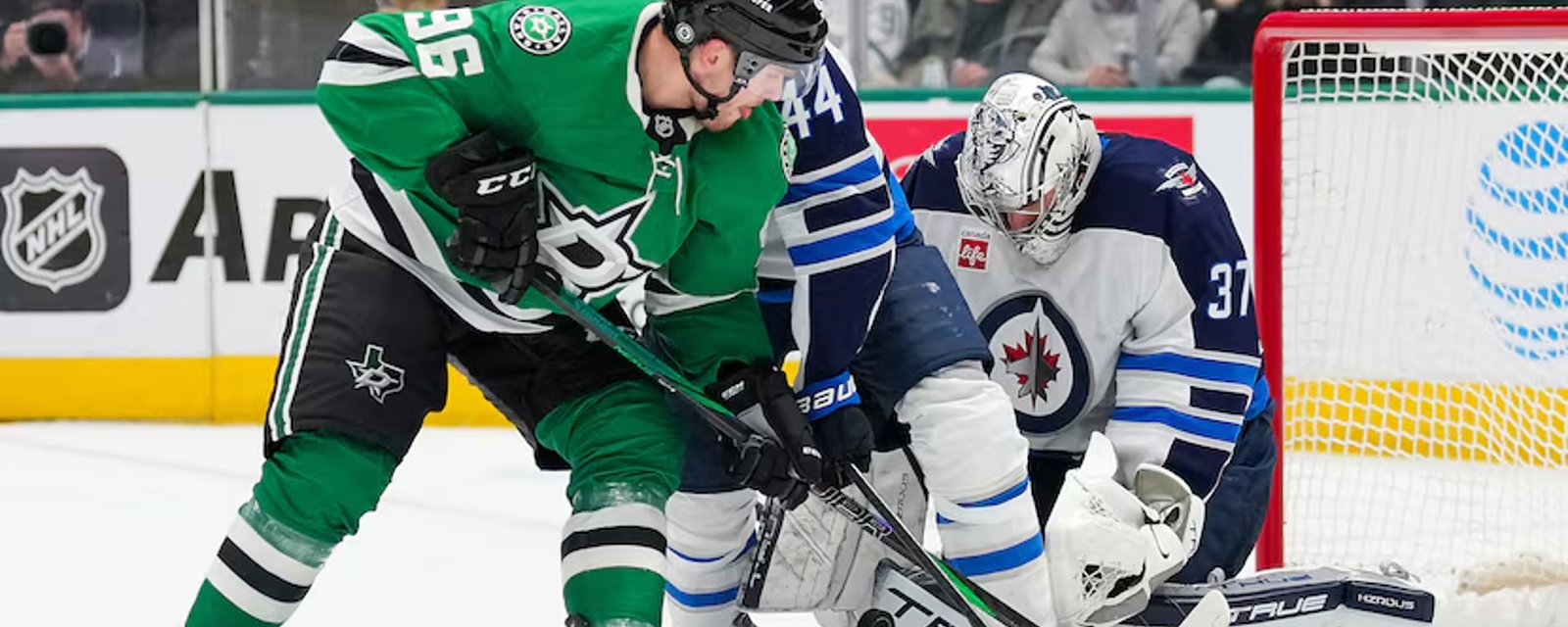 Both Jets and Stars make last-minute lineup changes ahead of Game 1