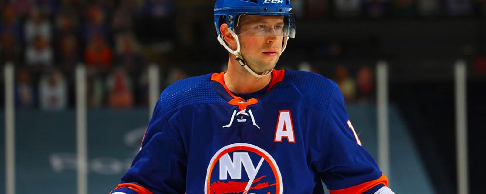 Islanders trade veteran Josh Bailey