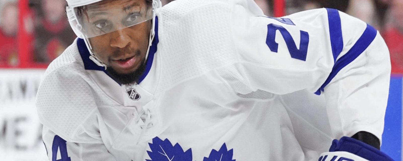 Wayne Simmonds goes viral for major gesture