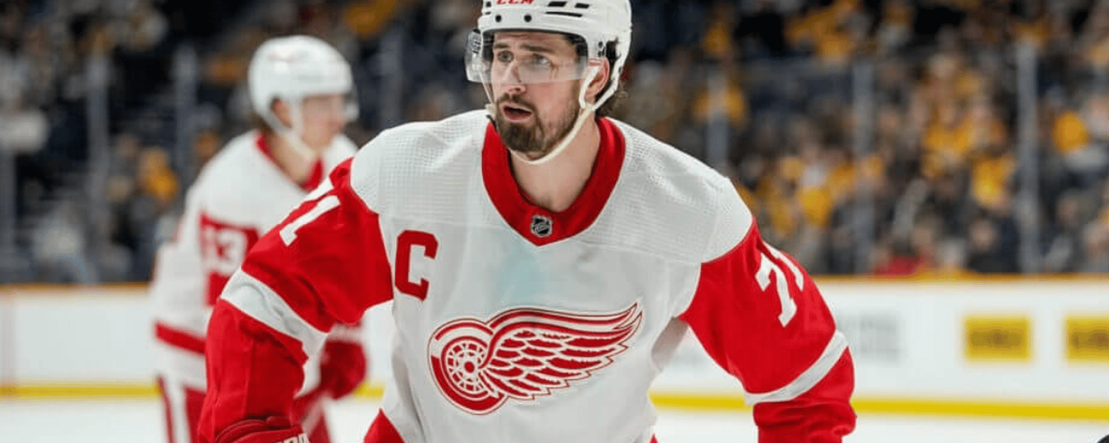 Report: Yzerman to play hardball with Larkin