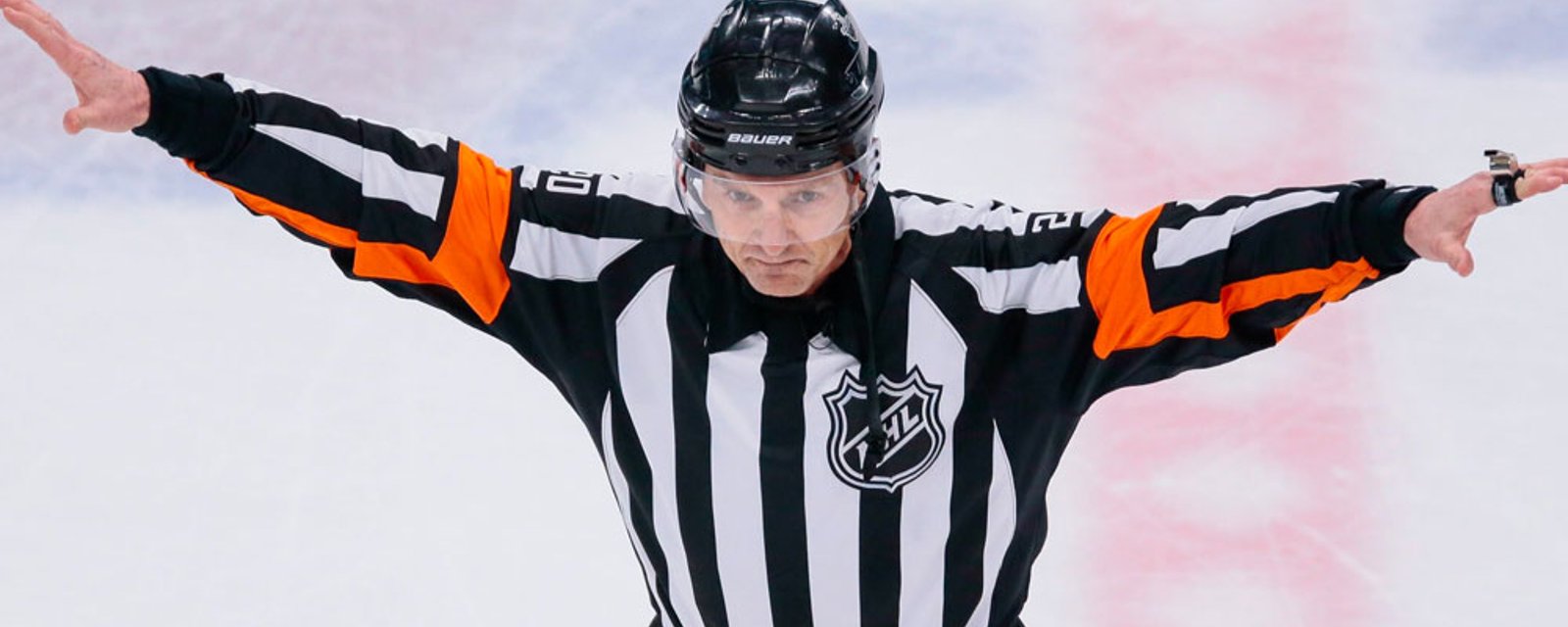 NHL ref and reporter go at each other on social media