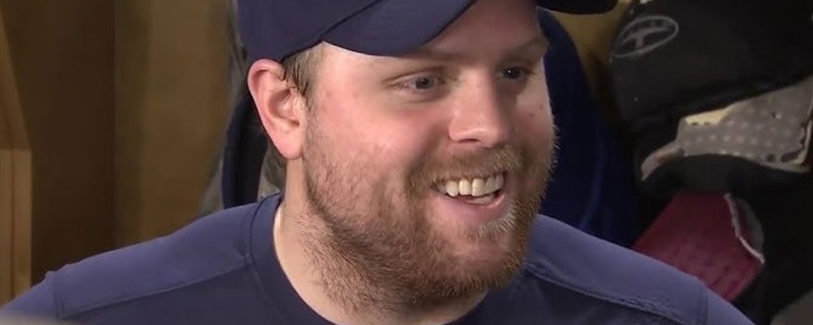 Phil Kessel informs his fans of his next move