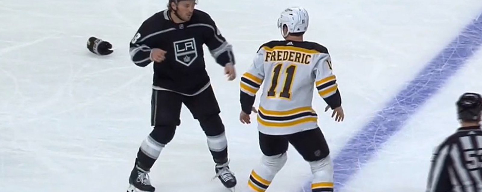 Trent Frederic tags Brendan Lemieux and pops his helmet off in spirited bout