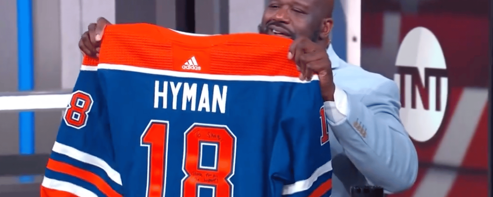 Zach Hyman pays it forward to “Shaq” Hyman! 