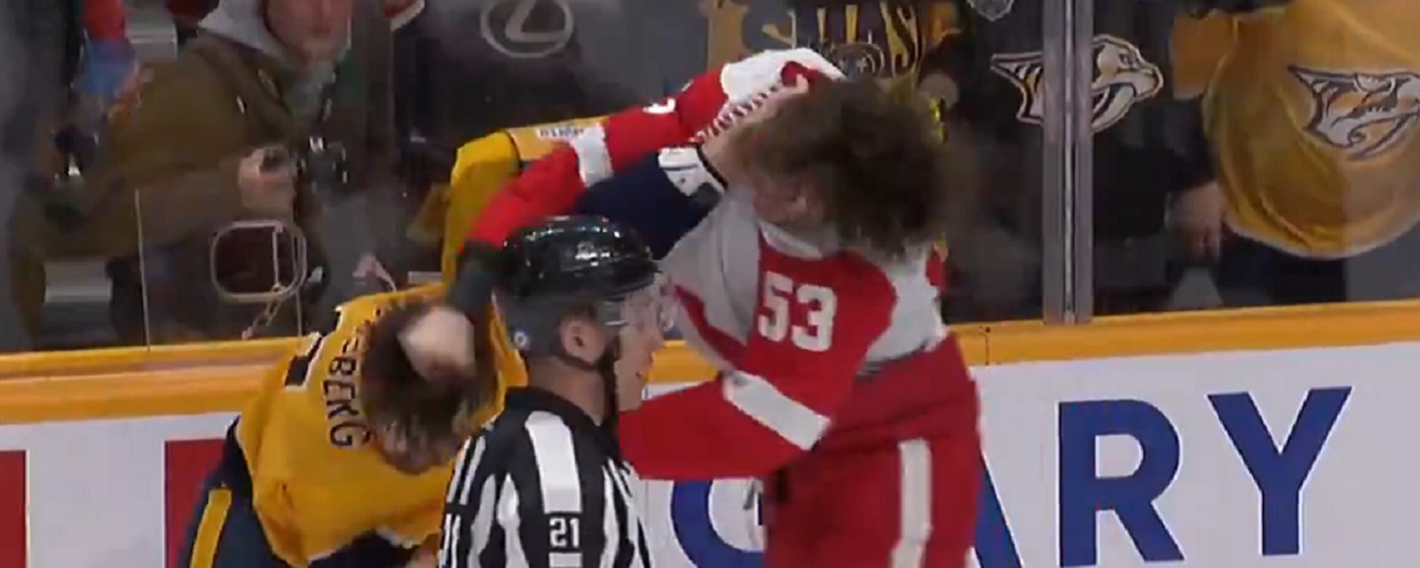 Moritz Seider handles Filip Forsberg in first career fight.