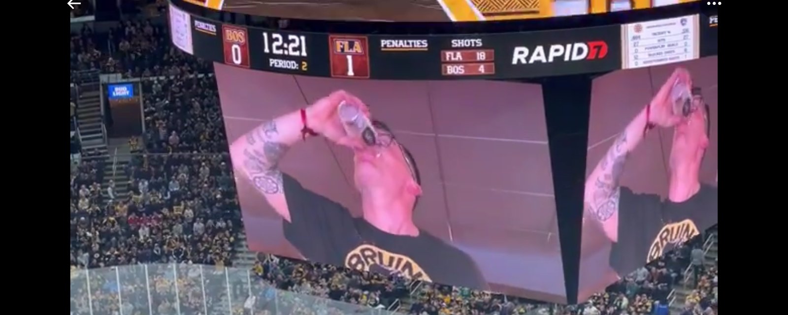 Andrew Ference fires up TD Garden crowd by chugging a beer