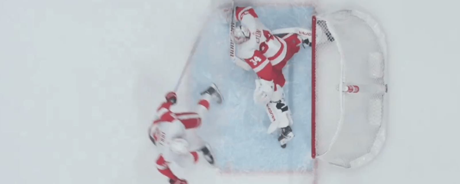 VIDEO: Alex Lyon's skate save one of the best you'll ever see 