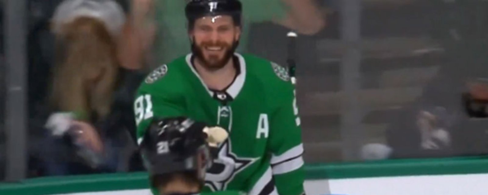 Seguin ties it late in Game 1 
