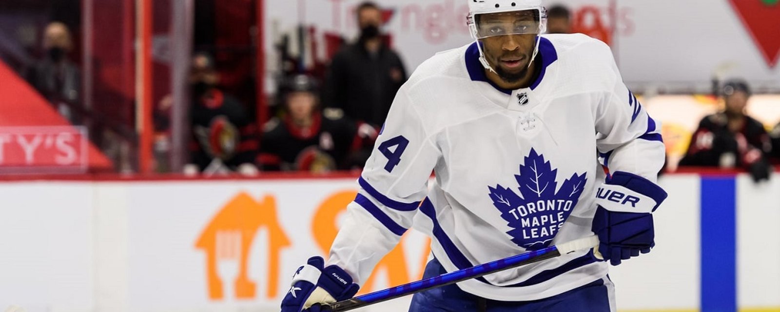 Maple Leafs attempting to trade Wayne Simmonds.