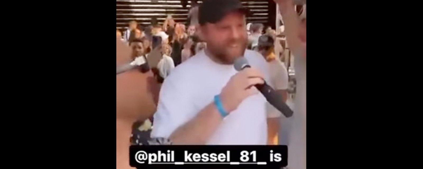 Phil Kessel gets second job as hype man for DJ's Loud Luxury