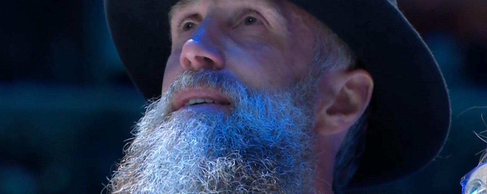 Joe Thornton's former teammate brings him to tears during jersey retirement ceremony.