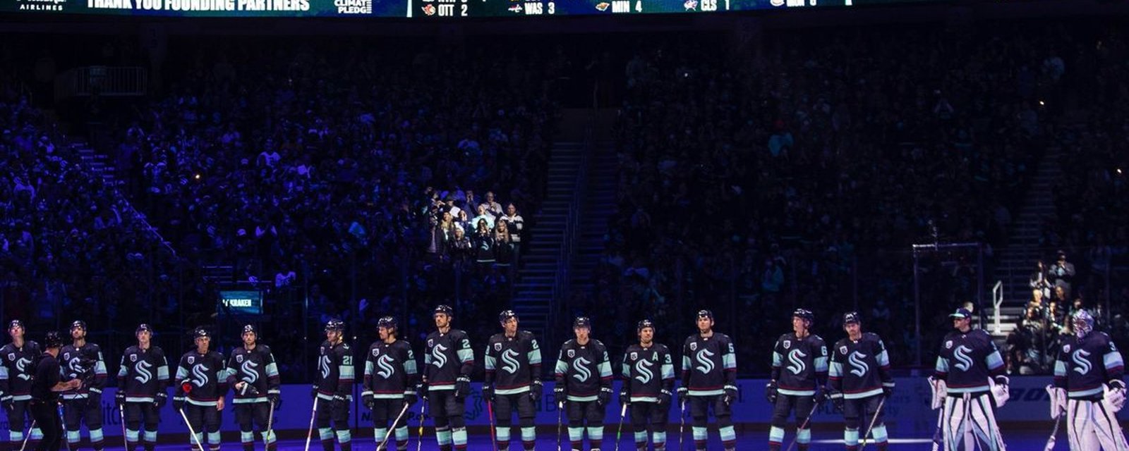Kraken unveils Stanley Cup banner 104 years later against Montreal!