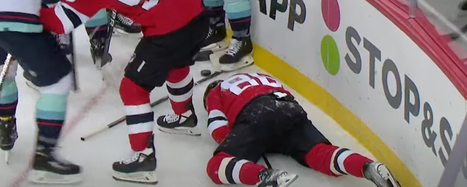 Jack Hugues gets destroyed by Jeremy Lauzon, leaves in pain 