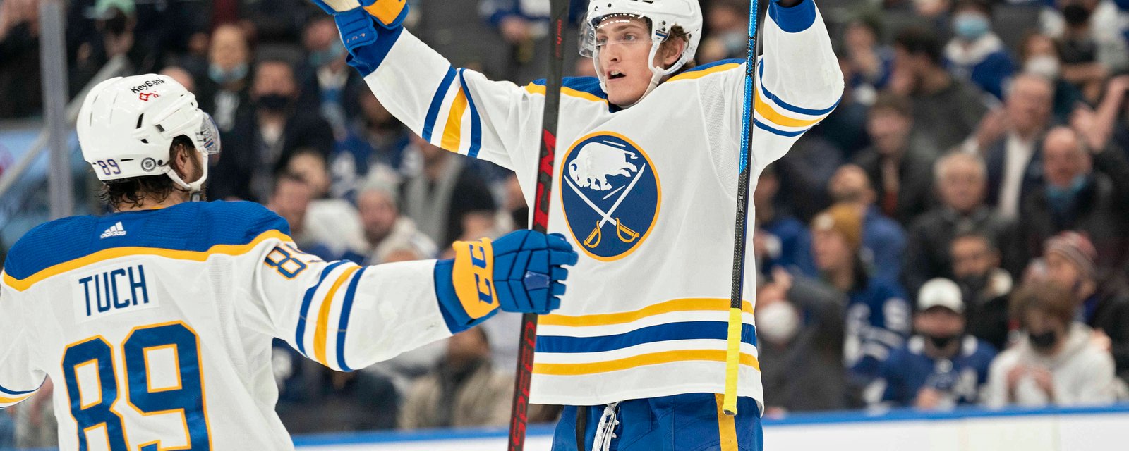 Tage Thompson rewrites Sabres and NHL history in one period!