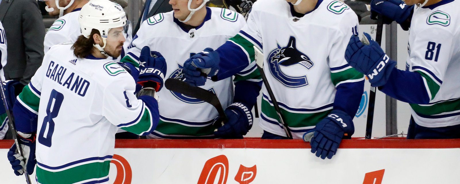 Canucks aggressively pushing players on trade block!