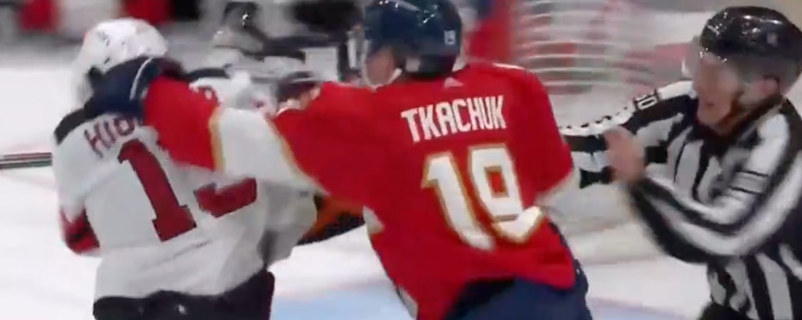 Matthew Tkachuk goes after Nico Hischier and attempts to attack him from behind!