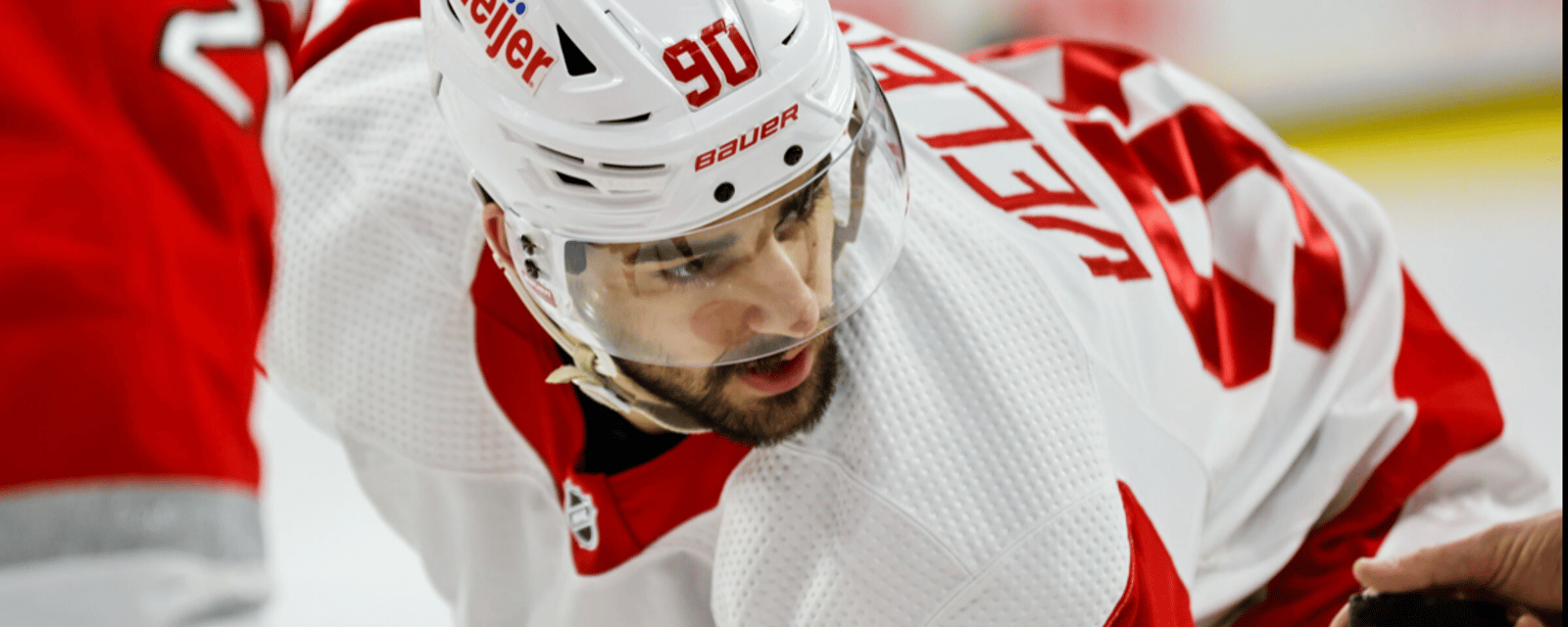 Red Wings sign Joe Veleno to new contract 