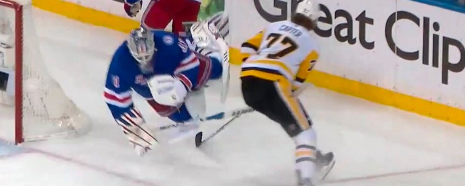 Gerard Gallant calls out Jeff Carter for running Igor Shesterkin