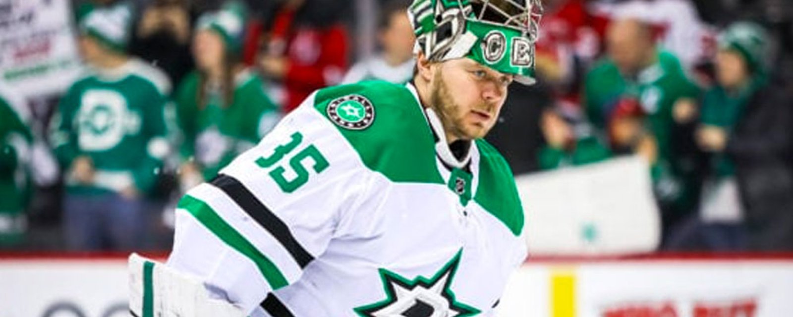 Fan favorite Anton Khudobin signs a new contract