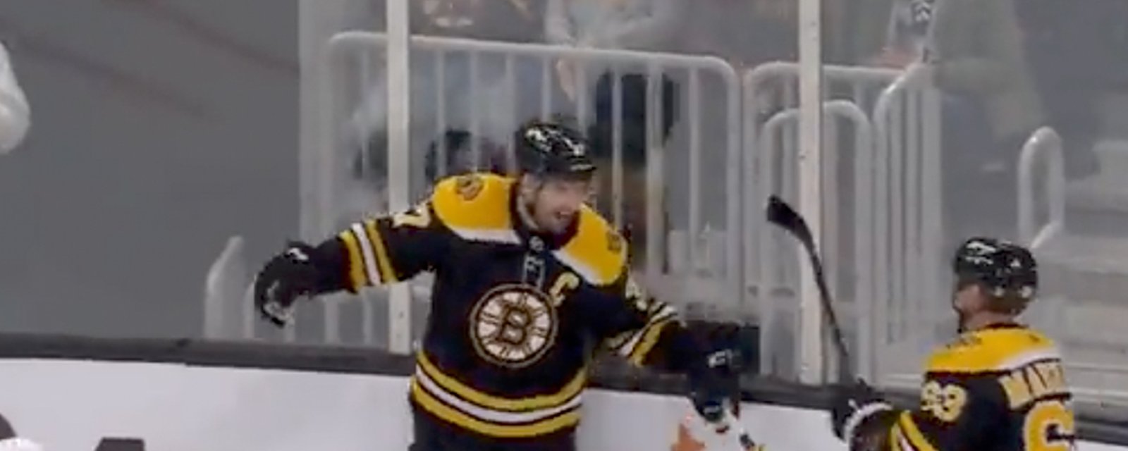 Patrice Bergeron tallies his FOURTH goal of the night! (VIDEO)